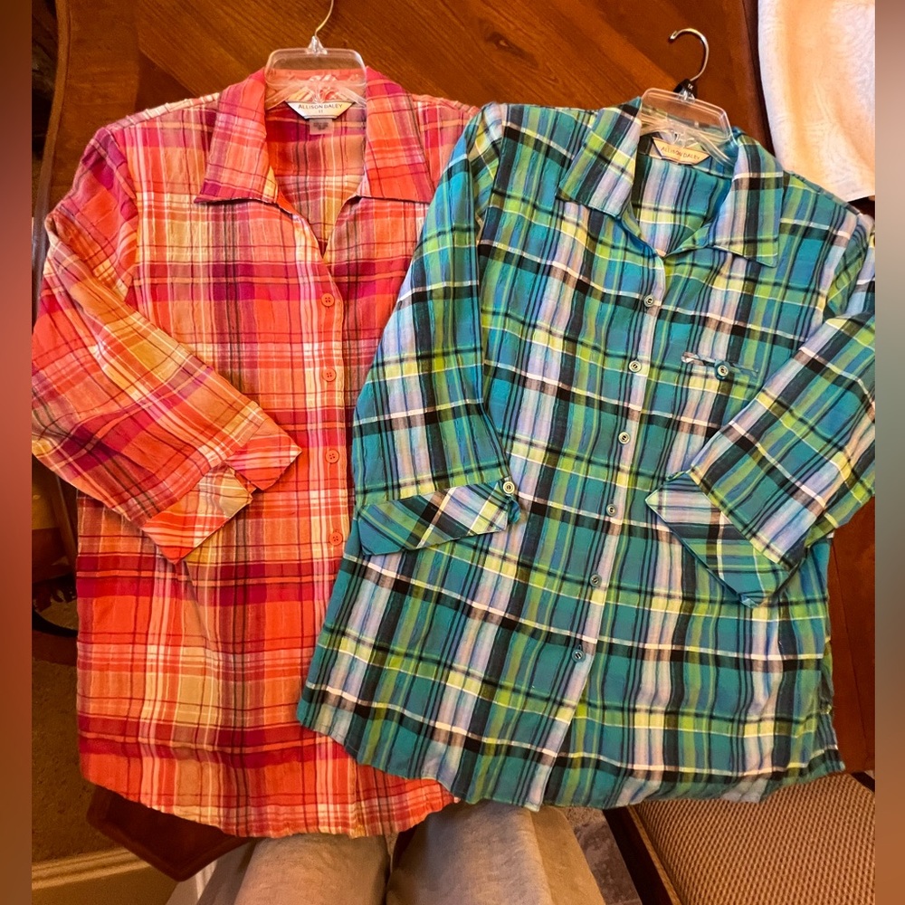 2- 18 women one Red plaid and one Blue plaid button down tops
